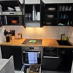 Appartamento Design Luxus, Vollausstattung, 2 Min Hbf Duisburg, Betten, 2 55