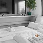 Appartamento Design Luxus, Vollausstattung, 2 Min Hbf Duisburg, Betten, 2 55