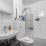 Design Luxus, Vollausstattung, 2 Min Hbf Duisburg, Betten, 2 55