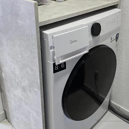 Design Luxus, Vollausstattung, 2 Min Hbf Duisburg, Betten, 2 55