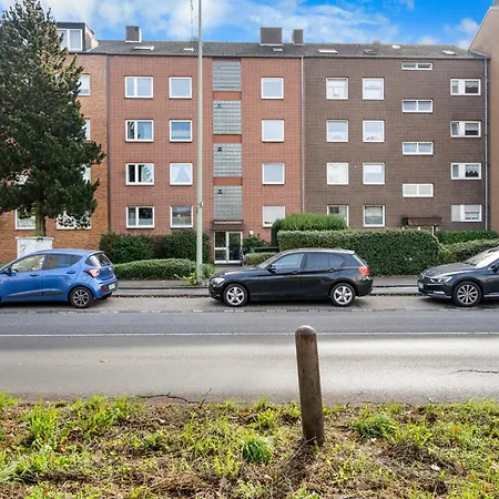 Design Luxus, Vollausstattung, 2 Min Hbf Duisburg, Betten, 2 55