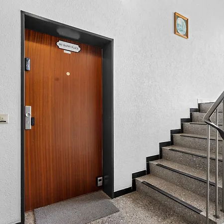 Design Luxus, Vollausstattung, 2 Min Hbf Duisburg, Betten, 2 55