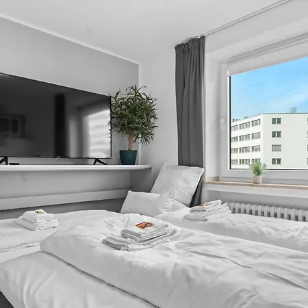 Design Luxus, Vollausstattung, 2 Min Hbf Duisburg, Betten, 2 55