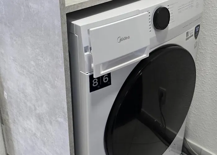 Design Luxus, Vollausstattung, 2 Min Hbf Duisburg, Betten, 2 55