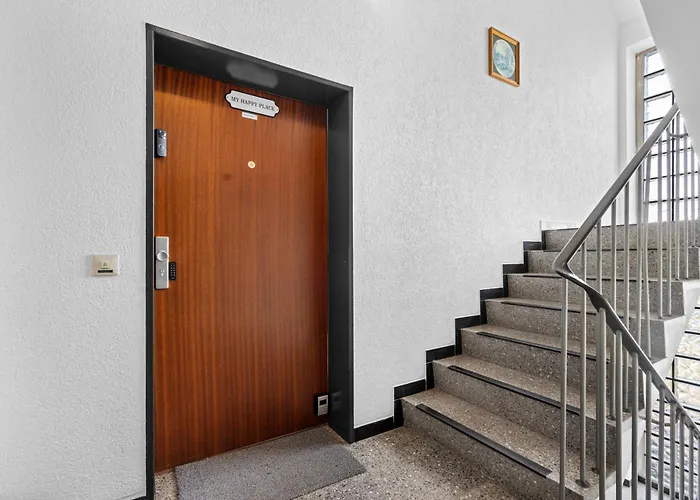 Design Luxus, Vollausstattung, 2 Min Hbf Duisburg, Betten, 2 55