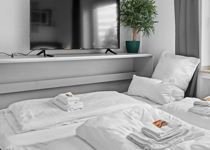 Apartamento Design Luxus, Vollausstattung, 2 Min Hbf Duisburg, Betten, 2 55