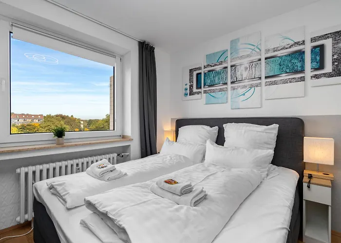 Apartamento Design Luxus, Vollausstattung, 2 Min Hbf Duisburg, Betten, 2 55